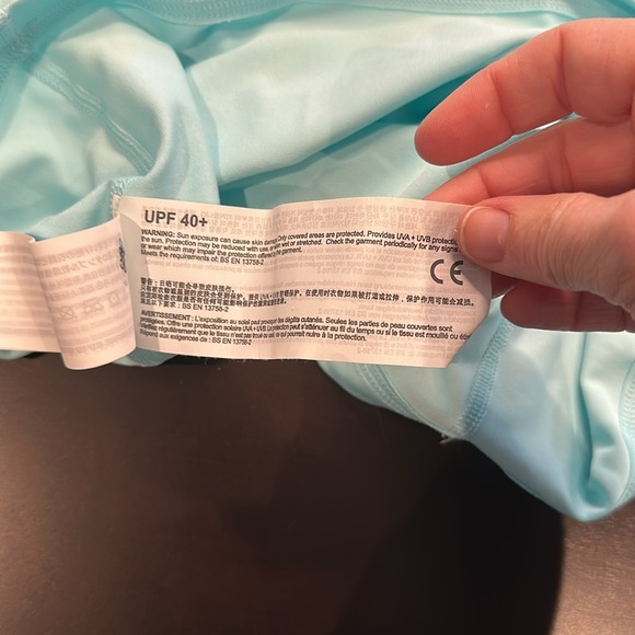 Abercrombie Rash Shirt Sz 13/14 NWT - Picture 6 of 6